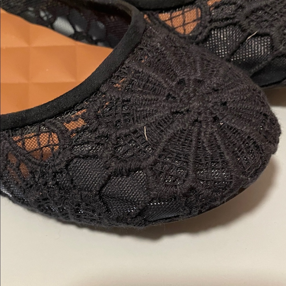 MUDD Navy Blue Lace Ballet Flats Size 6.5 NIB - Picture 2 of 11